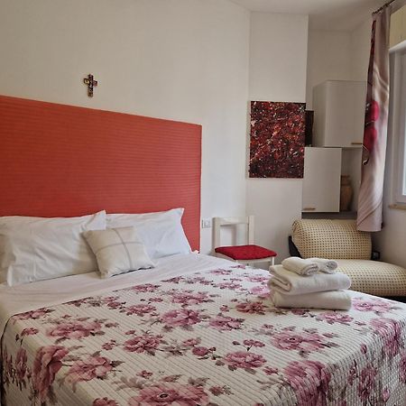 Apartamento Domus Divina & Domus Elegans Fronte Mare Monopoli Exterior foto