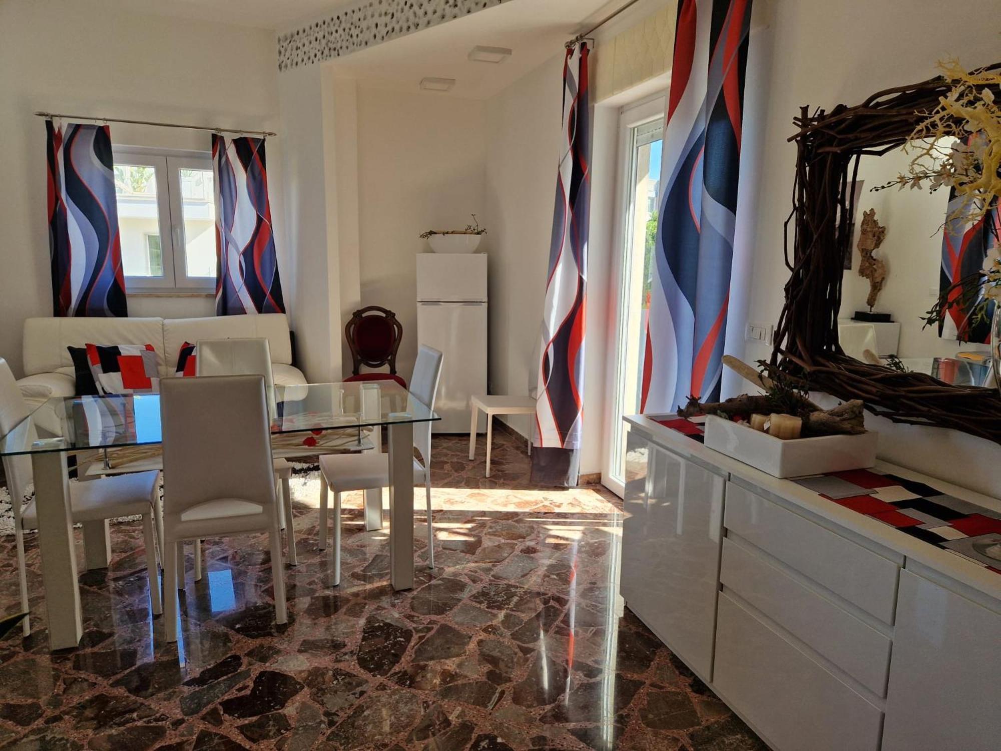 Apartamento Domus Divina & Domus Elegans Fronte Mare Monopoli Habitación foto