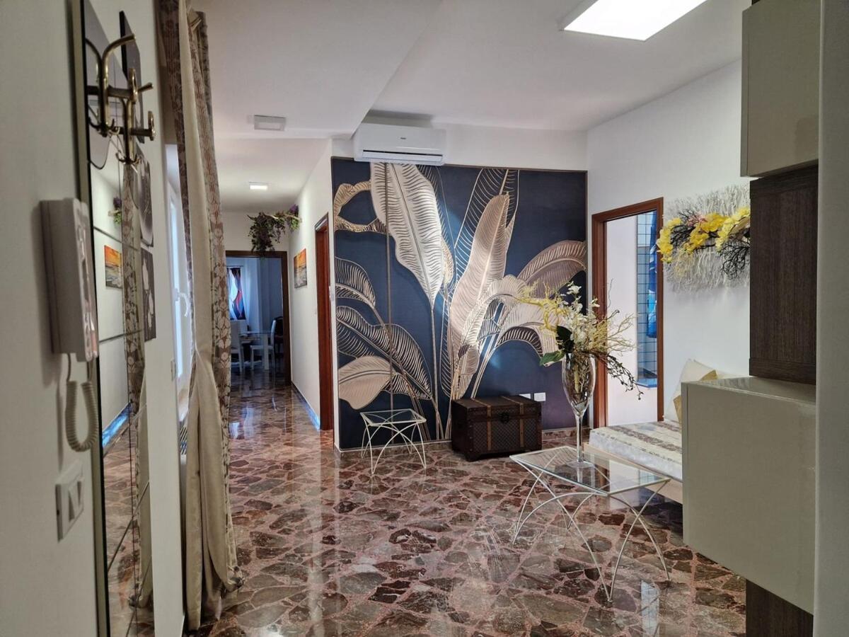 Apartamento Domus Divina & Domus Elegans Fronte Mare Monopoli Exterior foto